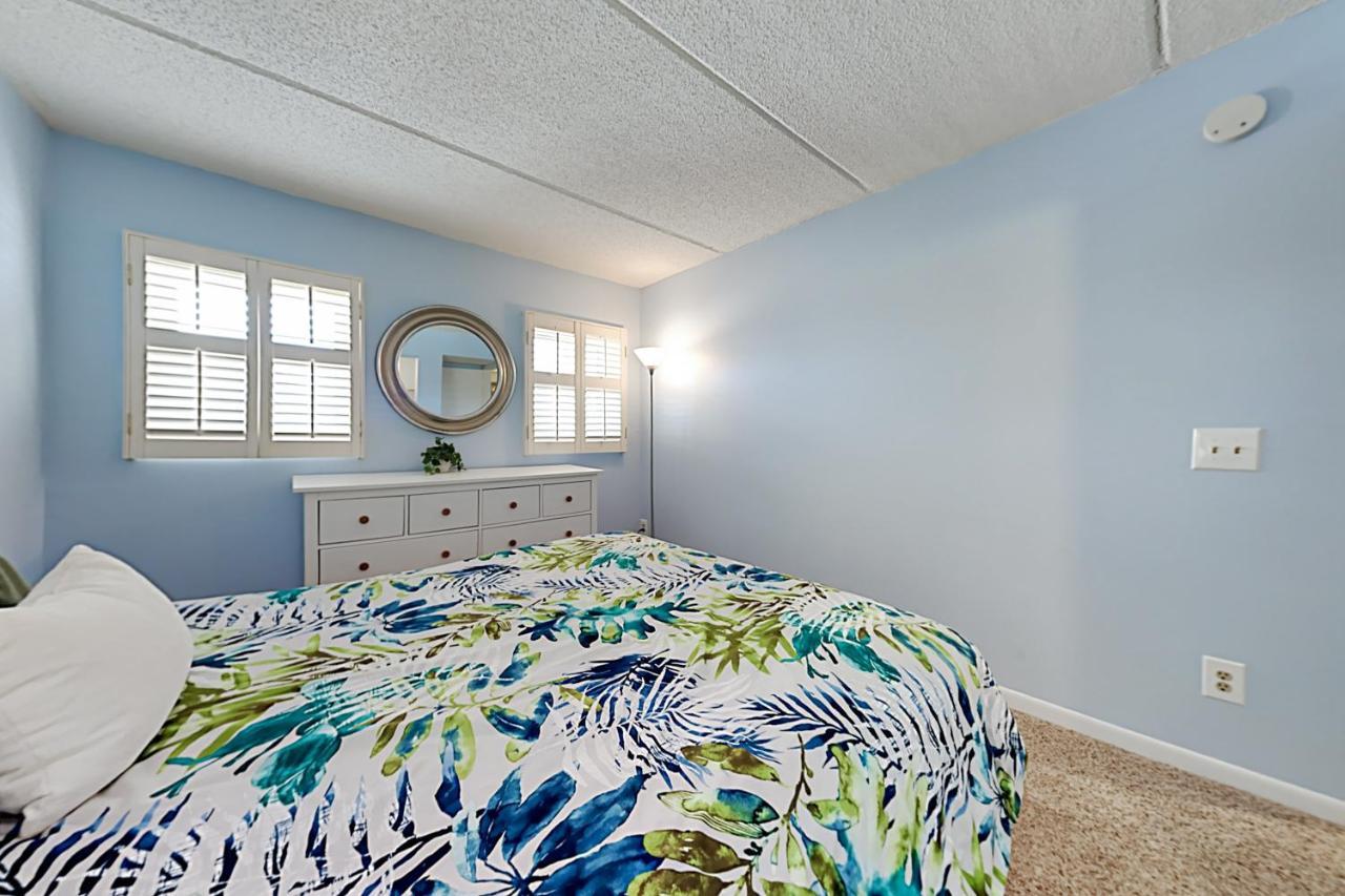 New Listing! Fernandina Beach Oasis With Pool Condo Екстериор снимка